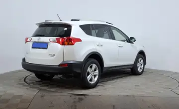 Toyota RAV4 2012 года за 10 350 000 тг. в Астана
