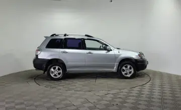 Mitsubishi Outlander 2003 года за 3 390 000 тг. в Алматы фото 4
