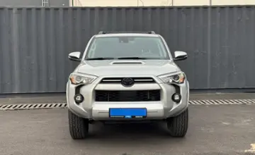 Toyota 4Runner 2021 года за 20 889 000 тг. в Алматы фото 2