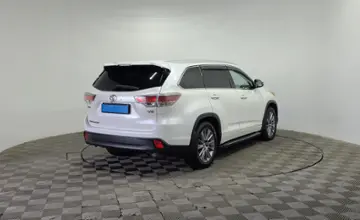 Toyota Highlander 2014 года за 15 200 000 тг. в Алматы