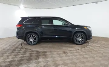 Toyota Highlander 2019 года за 17 990 000 тг. в Шымкент фото 4