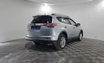 Toyota RAV4 2017 года за 9 590 000 тг. в Павлодар