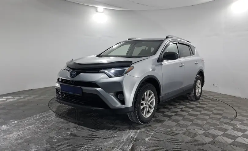 Toyota RAV4 2017 года за 9 590 000 тг. в Павлодар