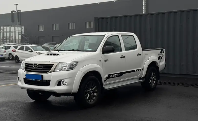 Toyota Hilux 2015 года за 9 600 000 тг. в Алматы