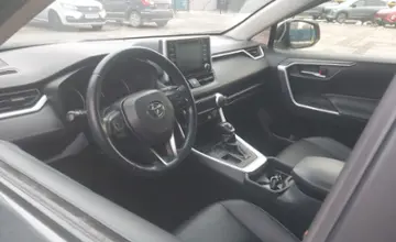 Toyota RAV4 2019 года за 13 990 000 тг. в Алматы фото 5