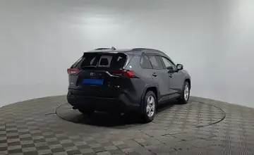 Toyota RAV4 2019 года за 13 990 000 тг. в Алматы