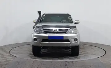 Toyota Fortuner 2008 года за 7 190 000 тг. в Астана фото 2