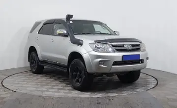 Toyota Fortuner 2008 года за 7 190 000 тг. в Астана фото 3