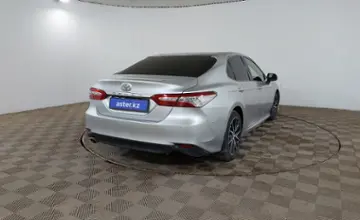Toyota Camry 2018 года за 12 990 000 тг. в Шымкент