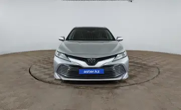 Toyota Camry 2018 года за 12 990 000 тг. в Шымкент фото 2