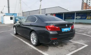 BMW 5 серии 2014 года за 9 890 000 тг. в Шымкент фото 4