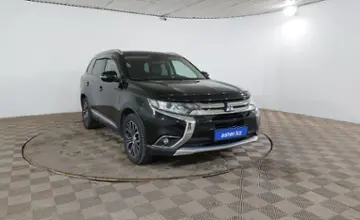 Mitsubishi Outlander 2017 года за 9 202 000 тг. в Шымкент фото 3