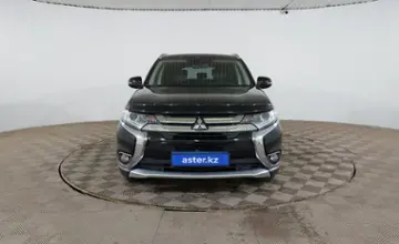 Mitsubishi Outlander 2017 года за 9 202 000 тг. в Шымкент фото 2