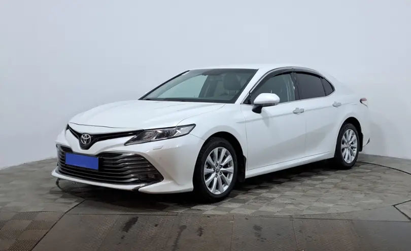 Toyota Camry 2020 года за 12 690 000 тг. в Астана