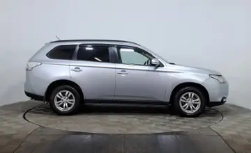 Mitsubishi Outlander 2013 года за 6 200 000 тг. в Астана фото 4