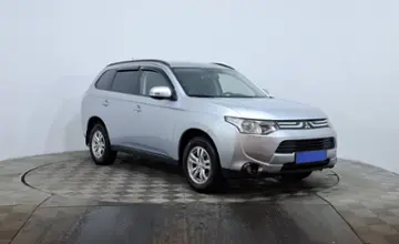 Mitsubishi Outlander 2013 года за 6 200 000 тг. в Астана фото 3