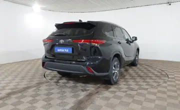 Toyota Highlander 2021 года за 19 873 000 тг. в Шымкент