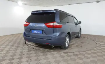 Toyota Sienna 2016 года за 10 890 000 тг. в Шымкент