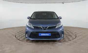 Toyota Sienna 2016 года за 10 890 000 тг. в Шымкент фото 2