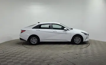 Hyundai Elantra 2021 года за 8 490 000 тг. в Алматы фото 4