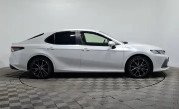 Toyota Camry 2022 года за 12 890 000 тг. в Алматы фото 4