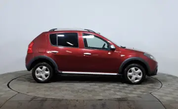 Renault Sandero 2014 года за 3 800 000 тг. в Астана фото 4