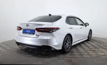 Toyota Camry 2022 года за 17 590 000 тг. в Астана
