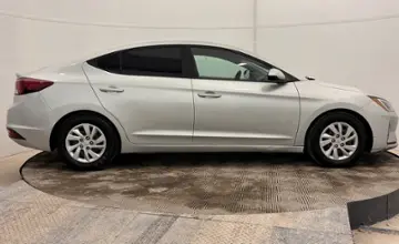 Hyundai Elantra 2018 года за 6 650 000 тг. в Актобе фото 4