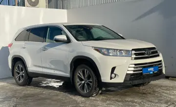 Toyota Highlander 2019 года за 17 100 000 тг. в Уральск фото 3