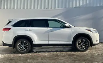 Toyota Highlander 2019 года за 17 100 000 тг. в Уральск фото 4