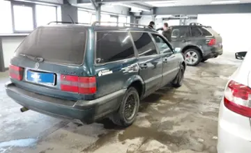 Volkswagen Passat 1995 года за 1 500 000 тг. в Астана фото 3
