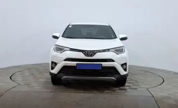 Toyota RAV4 2017 года за 10 990 000 тг. в Астана фото 2
