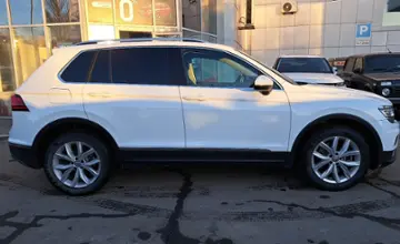Volkswagen Tiguan 2018 года за 11 600 000 тг. в Костанай фото 4