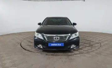 Toyota Camry 2014 года за 9 490 000 тг. в Шымкент фото 2