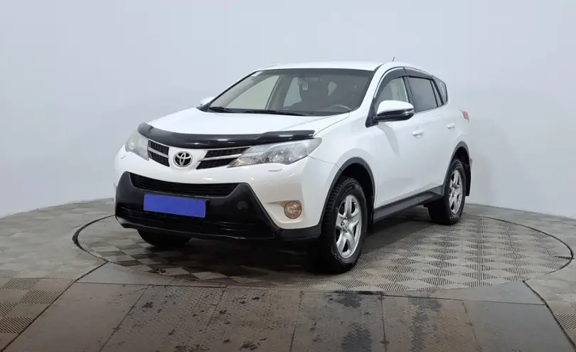 Toyota RAV4 2014 года за 8 000 000 тг. в Астана