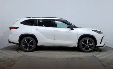 Toyota Highlander 2021 года за 22 000 000 тг. в Астана фото 4