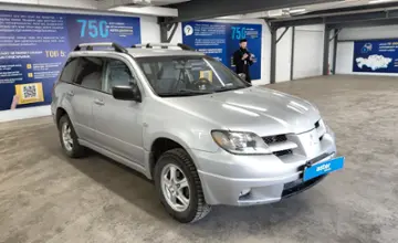 Mitsubishi Outlander 2004 года за 3 490 000 тг. в Астана фото 2
