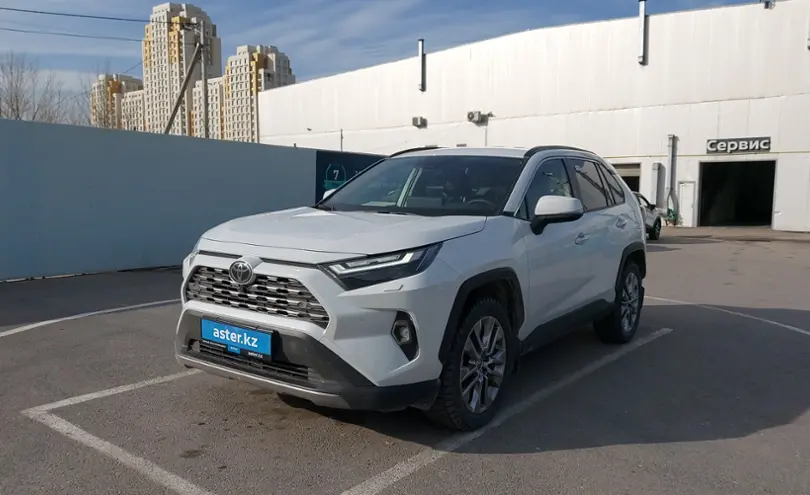 Toyota RAV4 2025 года за 24 000 000 тг. в Шымкент