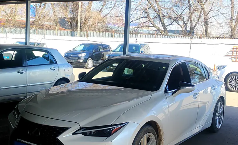 Lexus IS 2021 года за 19 000 000 тг. в Алматы