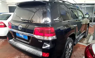 Toyota Land Cruiser 2017 года за 35 000 000 тг. в Астана