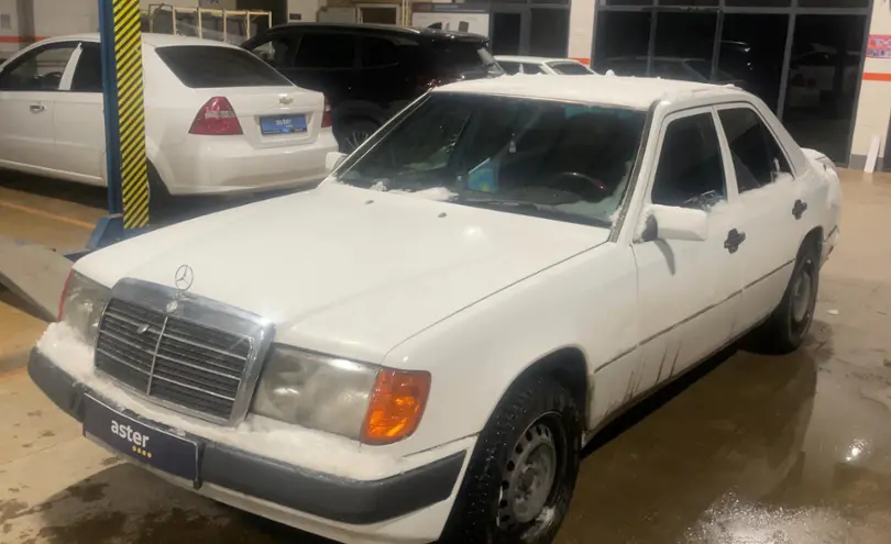 Mercedes-Benz W124 1989 года за 2 000 000 тг. в Караганда