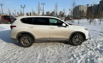 Hyundai Santa Fe 2018 года за 13 000 000 тг. в Астана фото 4