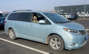 Toyota Sienna 2015 года за 13 500 000 тг. в Алматы фото 3