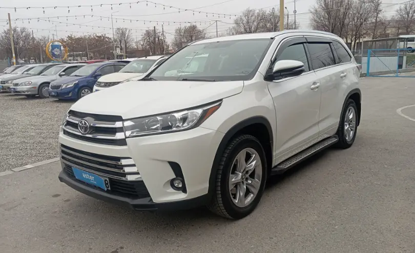 Toyota Highlander 2016 года за 19 000 000 тг. в Тараз