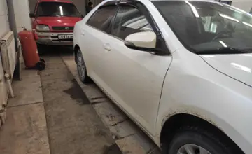 Toyota Camry 2014 года за 8 500 000 тг. в Актобе фото 4
