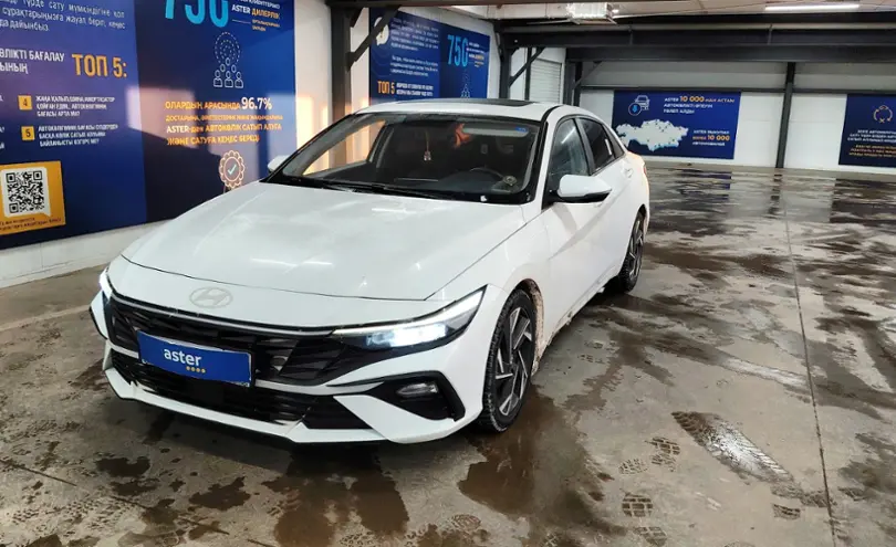 Hyundai Elantra 2023 года за 10 500 000 тг. в Астана