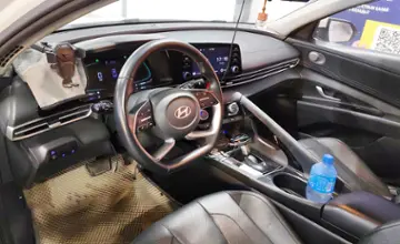 Hyundai Elantra 2023 года за 10 500 000 тг. в Астана фото 5