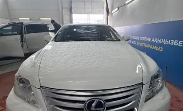 Lexus LS 2012 года за 9 000 000 тг. в Астана фото 2