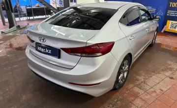 Hyundai Elantra 2018 года за 7 000 000 тг. в Астана