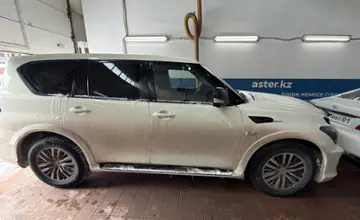 Infiniti QX80 2014 года за 13 500 000 тг. в Астана фото 4